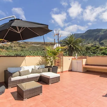 Villa In Protected Space In Front Of The Sea Los Realejos