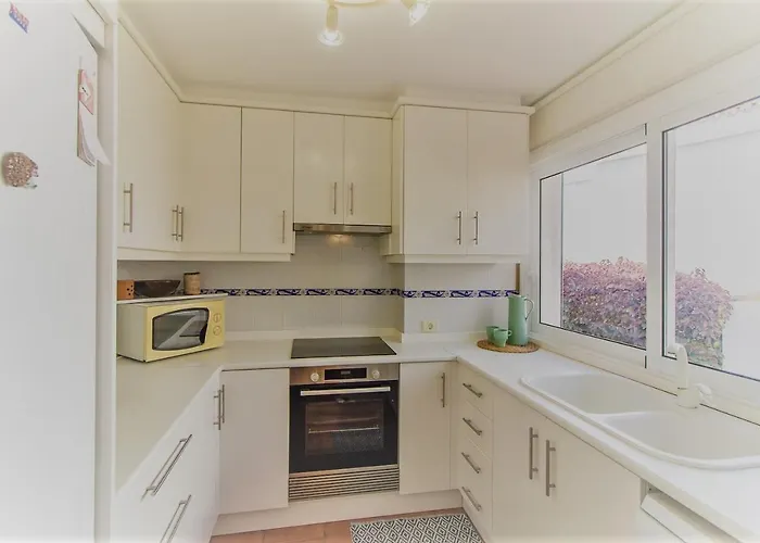 فيلة In Protected Space In Front Of The Sea *